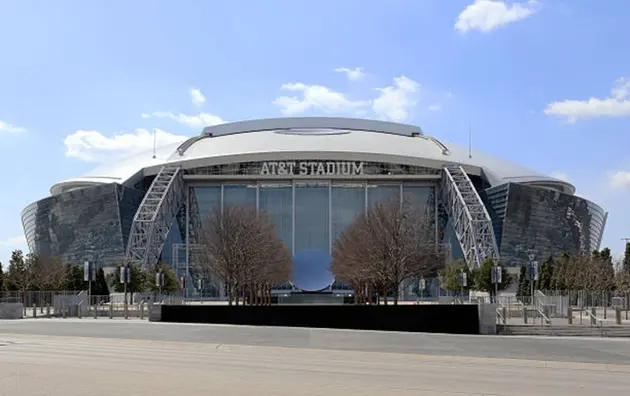 AT&T extends contract with Dallas Cowboys