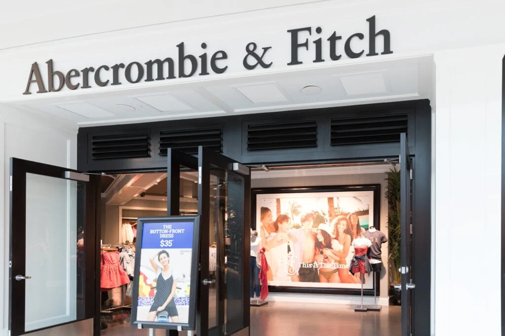 Abercrombie Tightens Sales Outlook, Flags Tariff Pressure