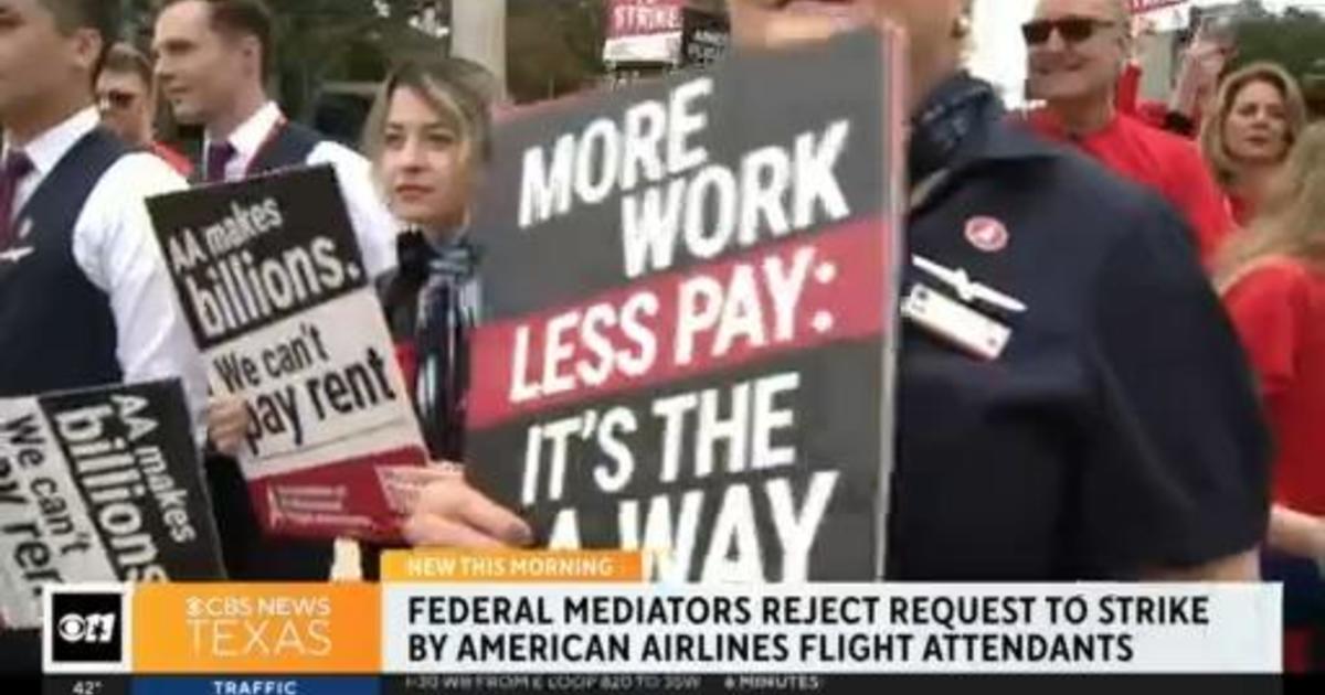 Federal mediators reject request to strike by American Airlines flight attendants - CBS News