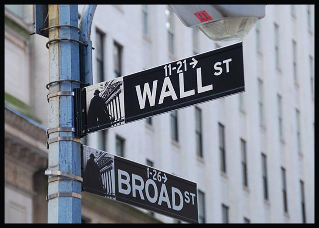 Tech Stocks Help Lead Continued Upward Move On Wall Street