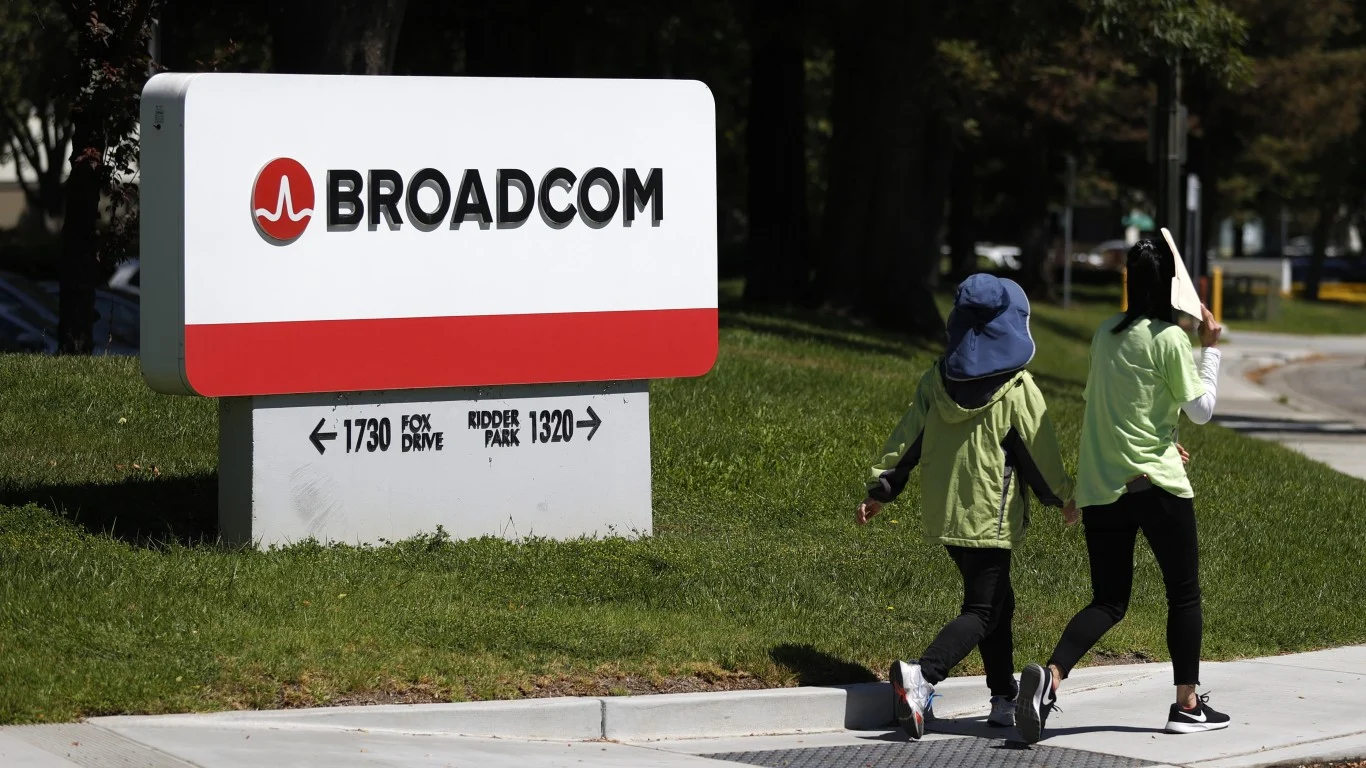 Wells Fargo Just Hiked Broadcom Price Target to $545: AI Semi Revenue Running 30-40% Higher Than Expected