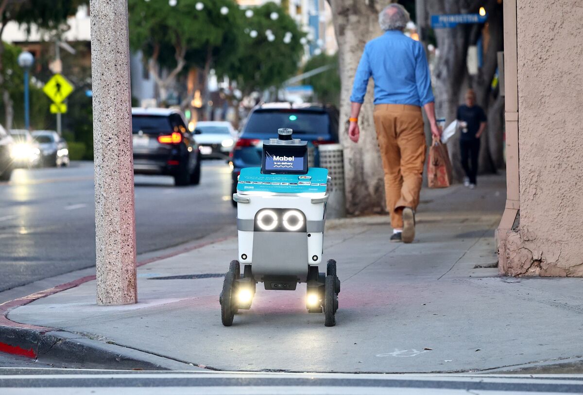 Uber Exits Serve Robotics Stake as Delivery Alliance Unravels