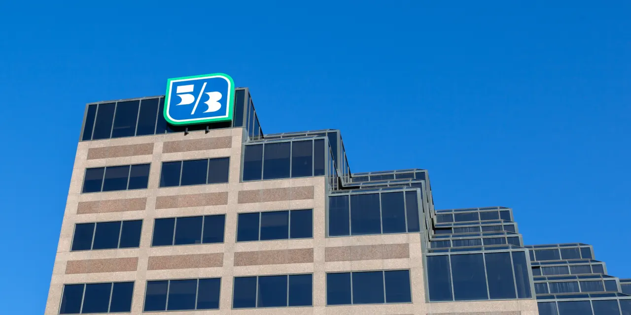Fifth Third says nothing more about loan losses, and the stock rises