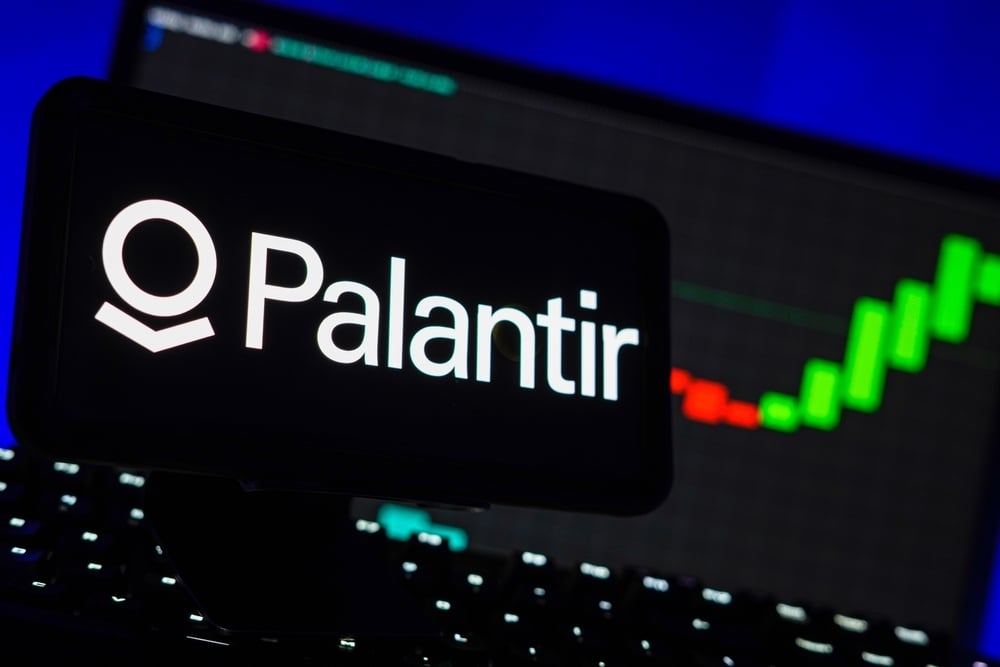 Palantir Stock Drops: What's Going On?