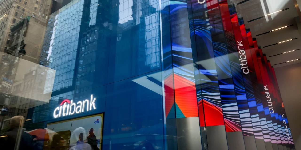 Citigroup Names New CFO and Reorganizes Personal-Banking Business