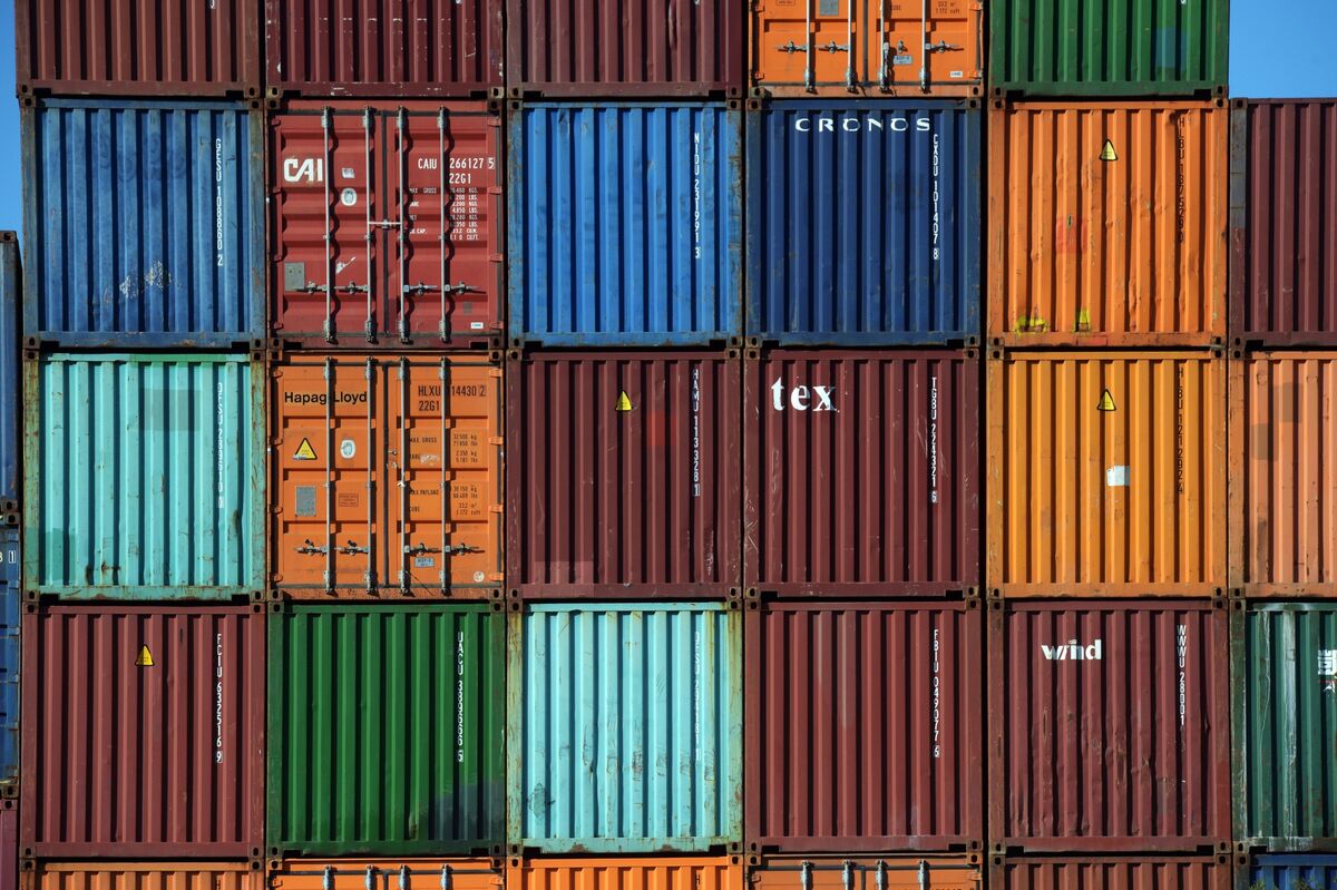 Macquarie Asset Offers $7.5 Billion for Logistics Firm Qube