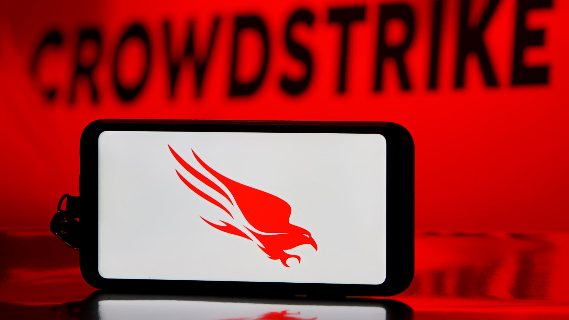 Okta skyrockets 20%, CrowdStrike surges 15% as rising AI threat boosts earnings