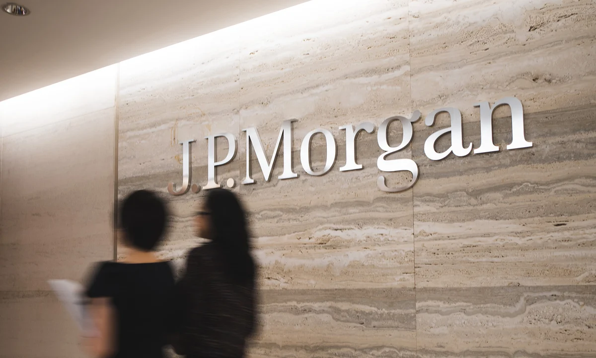 JPMorgan Chase Is Getting New Strategic Leadership, Courtesy of Berkshire Hathaway