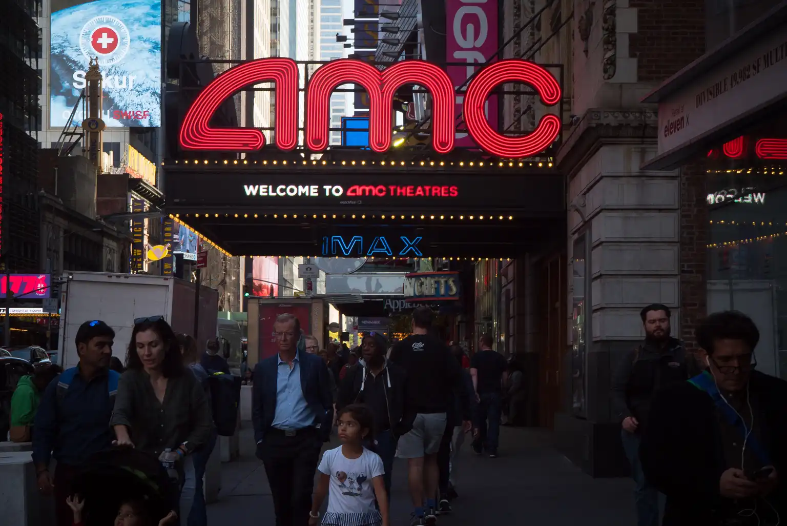 It's Too Early For AMC Entertainment Stock To Be In The Spotlight - Seeking Alpha