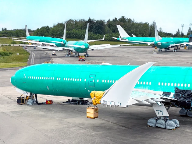 Boeing engineers approve labor deal, removing potential strike threat
