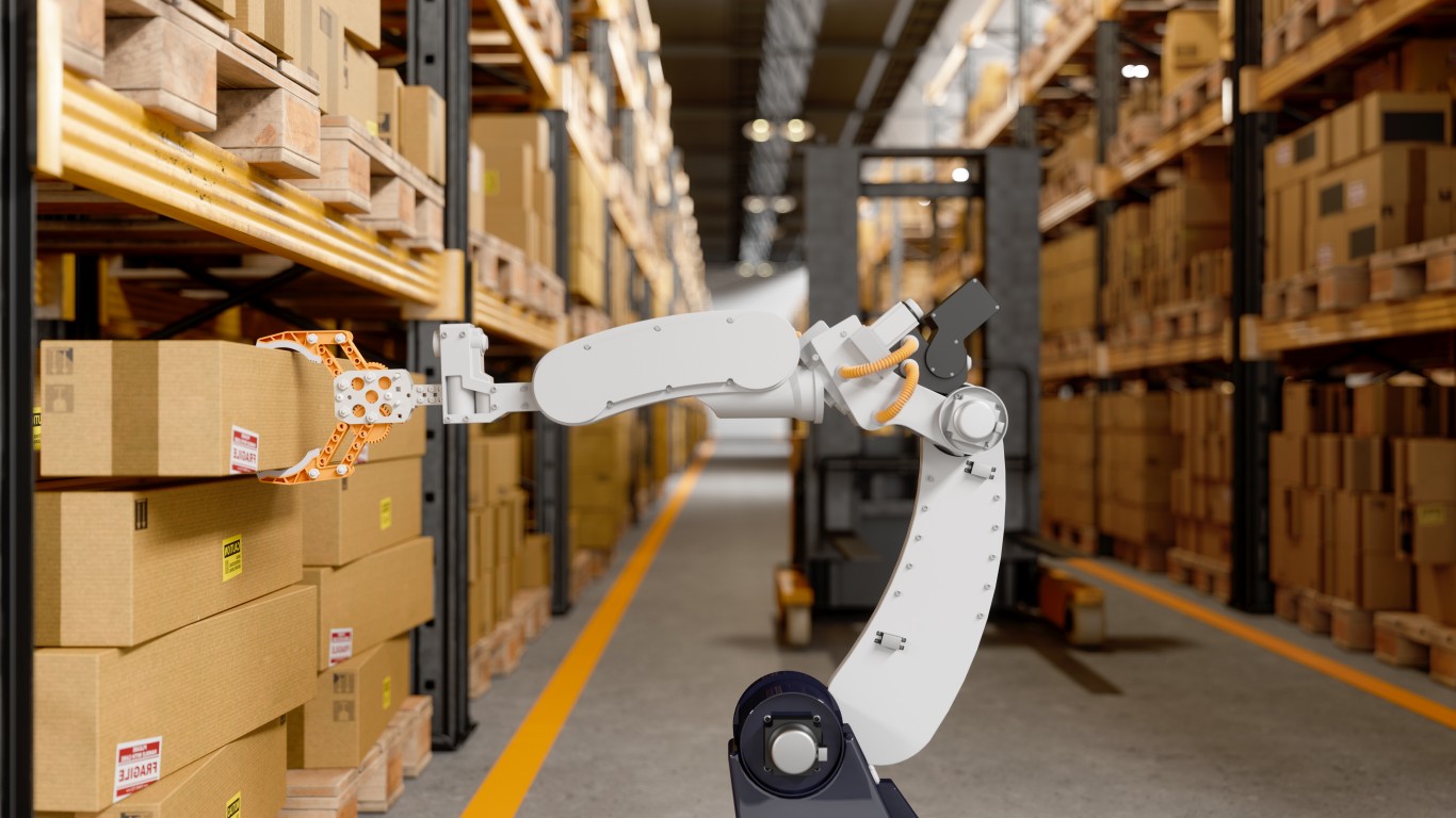 Symbotic's Warehouse Robotics Gain Momentum With Walmart Partnership Despite Stock Volatility