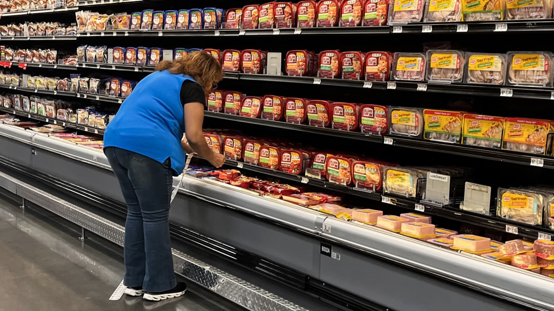 Walmart expands grocery discount for 1.6 million employees as tariffs renew inflation concerns