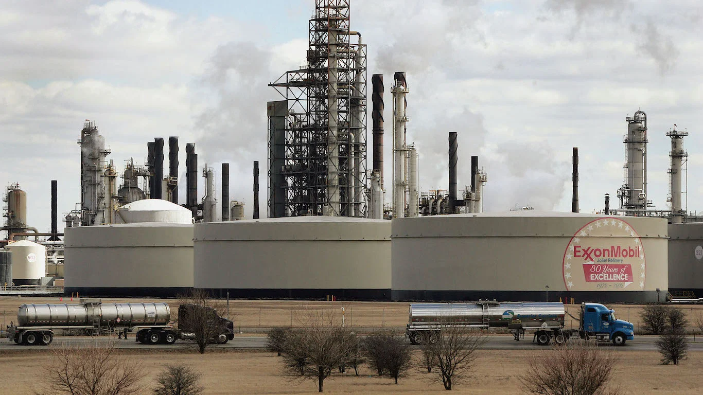 Big Oil Has Transformed Into Shareholder-Friendly Cash Machines, Says CNBC's Halftime Report