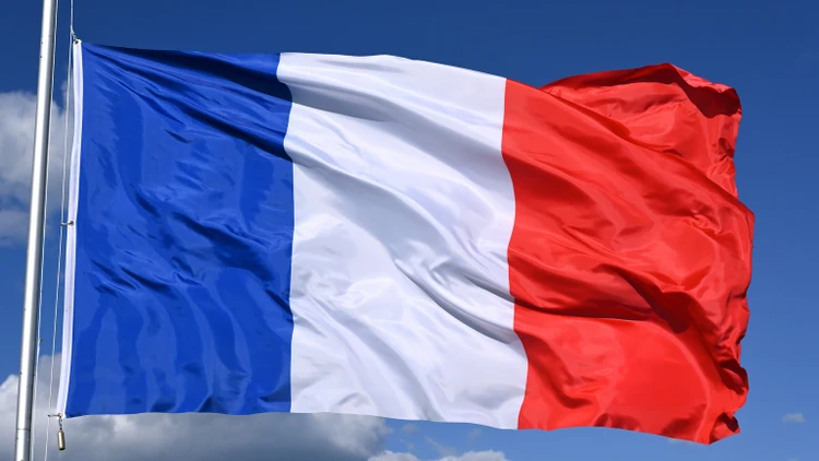 France trade balance improves in July