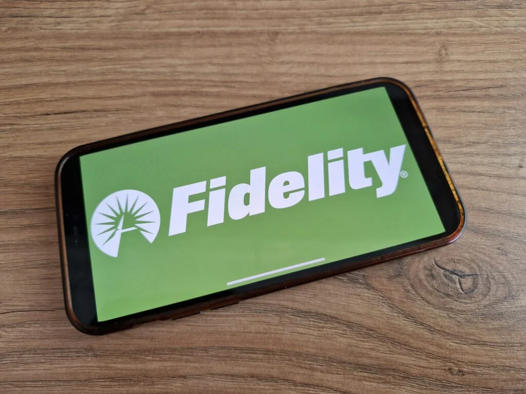 Fidelity Director Calls Bitcoin Bottom: 'My Guess Is $60,000 Is The Low'