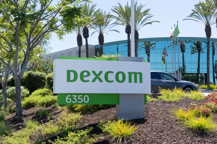 DexCom raised to outperform by Baird