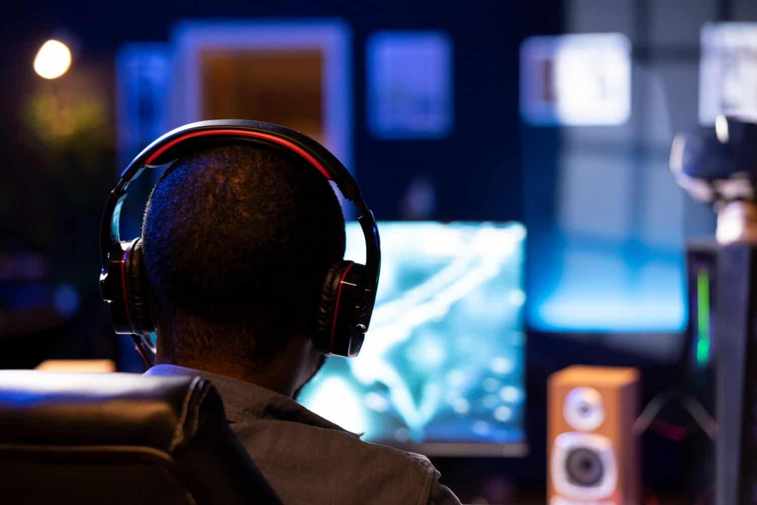 Roblox Has Collapsed 47% This Year: Is It Time to Switch to Take-Two or GameStop?