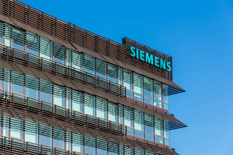 Altair Engineering gains on report Siemens close to deal