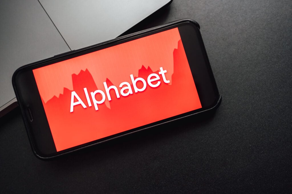 Alphabet Stock Dips Wednesday as Investors Weigh AI Spending Against Cloud Growth