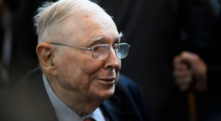 'The stupidest investment I ever saw': Charlie Munger trashes 2 ... - Yahoo Finance