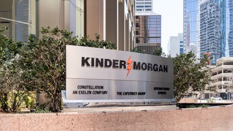 Kinder Morgan Q2 2025 Earnings Preview; Analysts stay divided