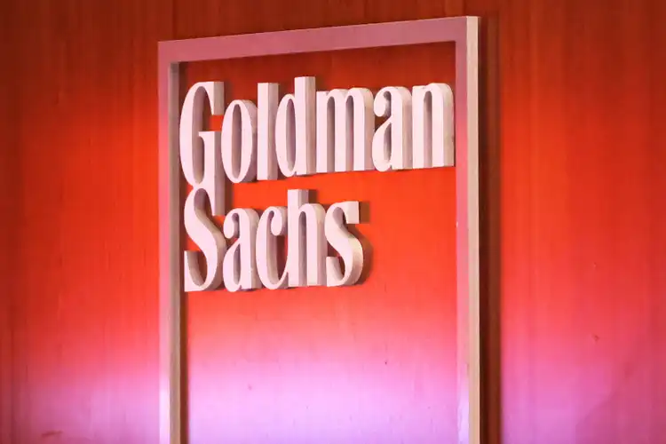 Putin allows Goldman Sachs to sell its Russian unit - report