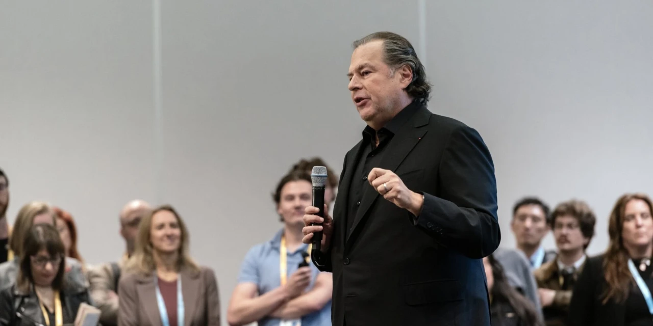 Marc Benioff Apologizes for National Guard Comments