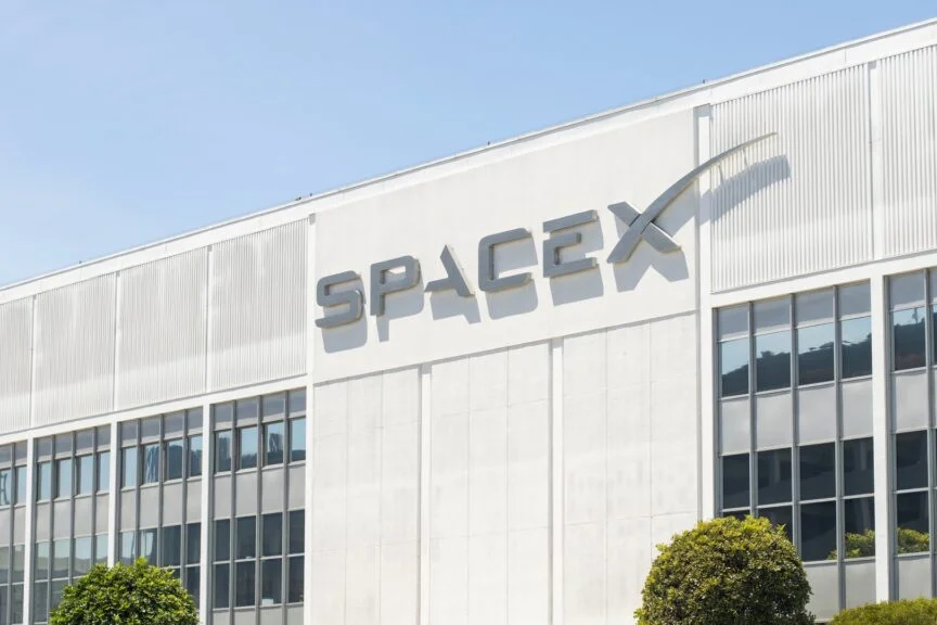 Elon Musk's SpaceX Insider Share Sale Could Push Valuation To $400 Billion—Starlink Is The Rocket Fuel