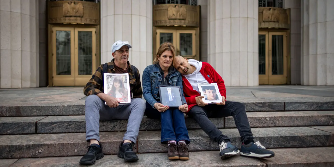 Jury finds Instagram and YouTube liable in landmark social-media addiction trial