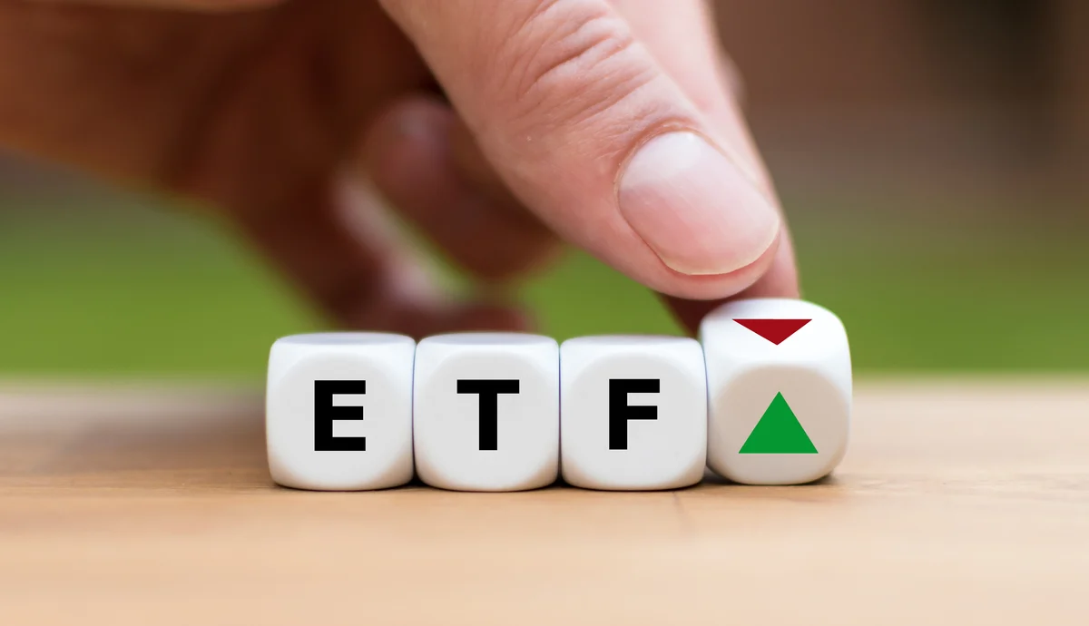 Vanguard Morningstar Growth ETF vs. Vanguard Information Technology ETF: Here's Which One I Believe Is the Clear Long-Term Winner.