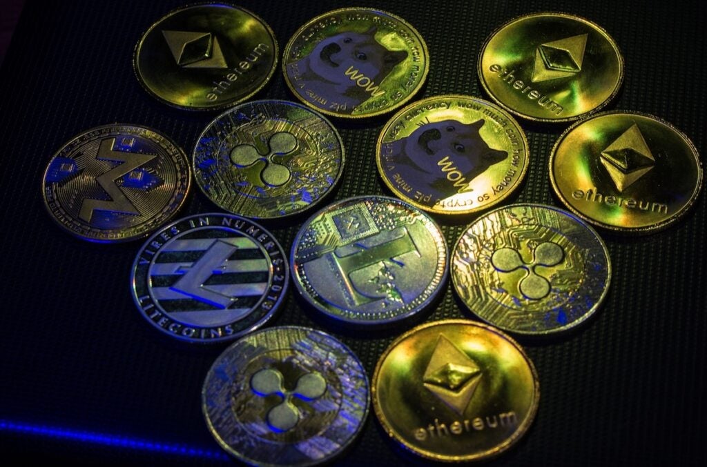 Ethereum, XRP, Solana Up Over 40% in 2 Weeks but 1 Altcoin Misses the Crypto Party