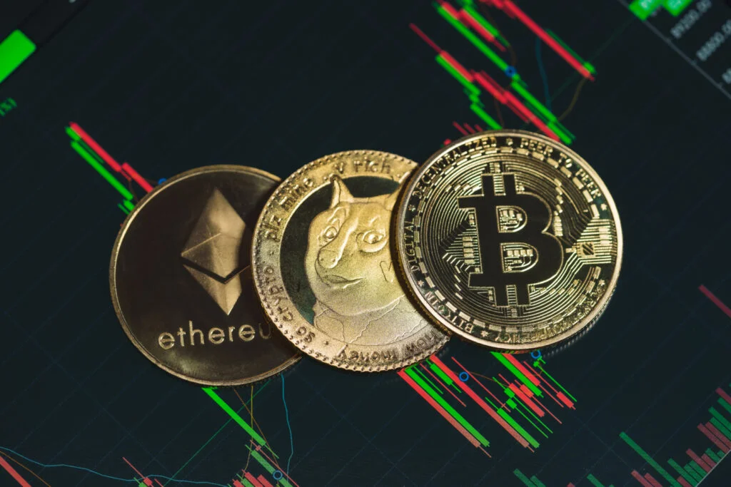 Bitcoin, Ethereum, Dogecoin, Pepe, Shiba Inu: Which Cryptocurrency Do Benzinga Readers Think Will Gain The Most By End Of 2025?