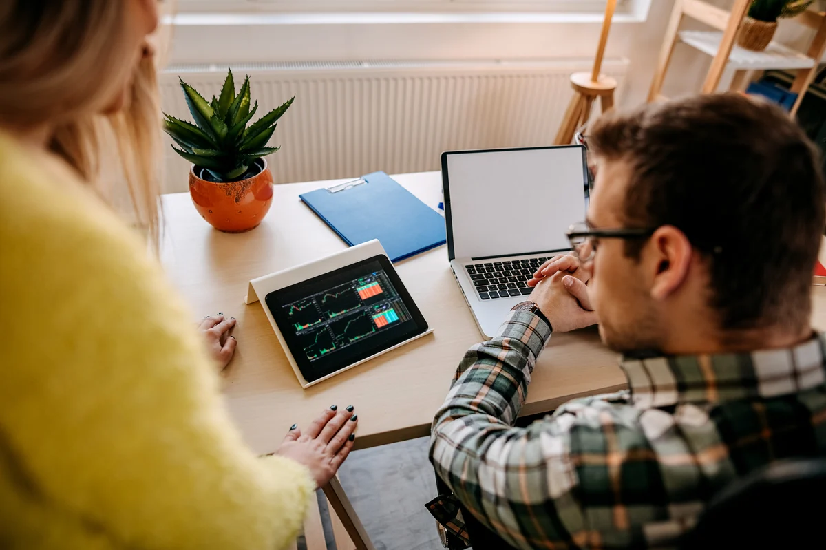 VOO vs. QQQ: Which Is the Better Buy for Long-Term Investors?