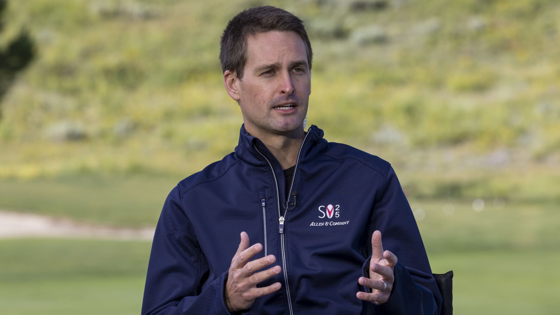 Snap shares rise on fourth-quarter earnings that beat on sales