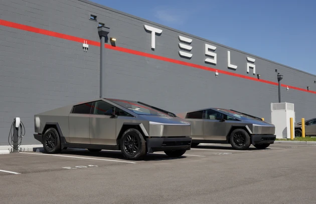 Tesla's Swedish labor strike 'no longer has any effect' after company buys out striking workers