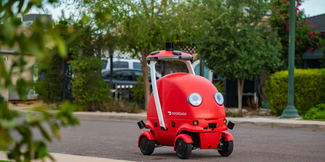 DoorDash expects bigger investments next year and a little less from Deliveroo, sinking shares