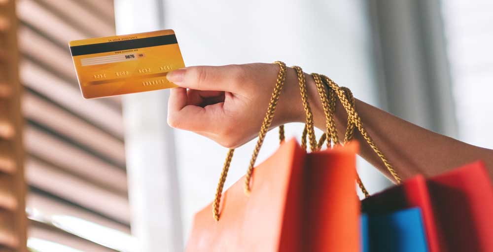 Visa, Mastercard Slide; JPMorgan Vows To Fight Trump Rate Cap