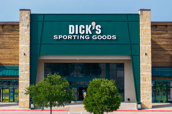 Dick’s Sporting Goods beats on earnings, raises guidance