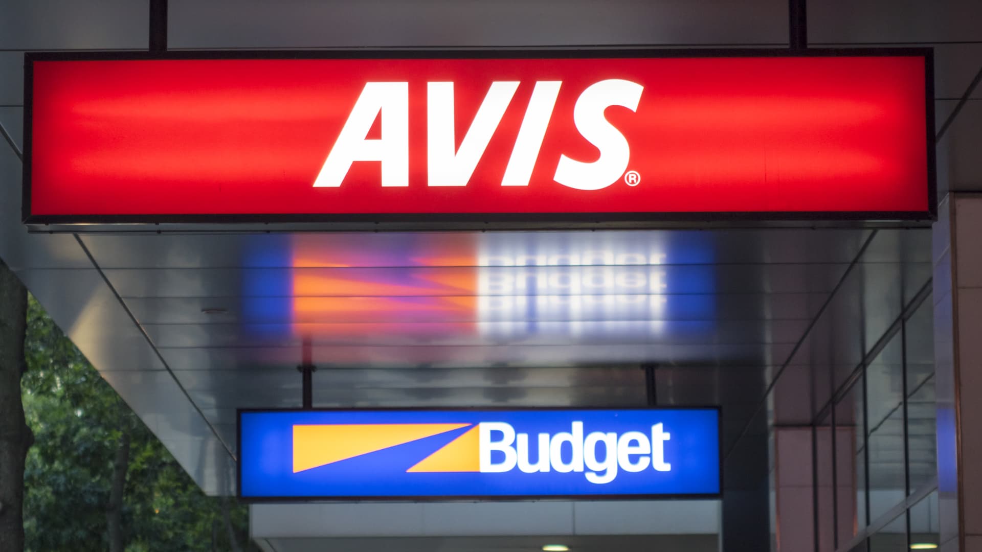 'CAR' crash: Avis Budget stock plunge reminding some on Wall Street of GameStop