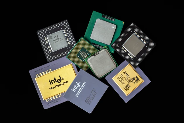 Intel sees mixed response from institutional holders