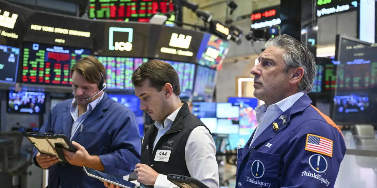 Intel, Netflix, Berkshire Hathaway, and More Stocks That Explain Today’s Market