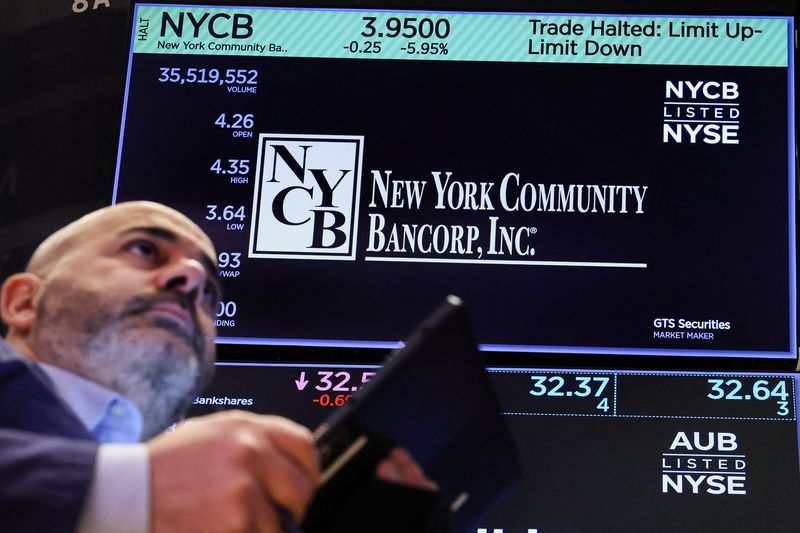 NYCB to sell nearly $5 billion of mortgage warehouse loans to JPMorgan - Yahoo Finance