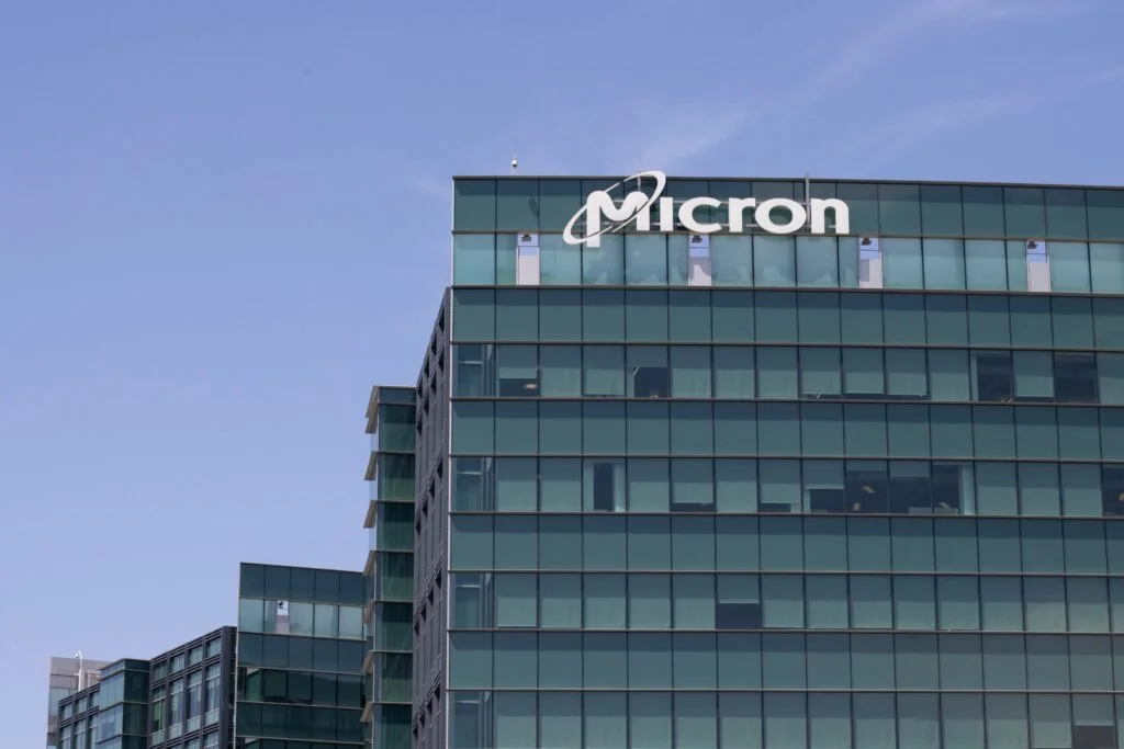 Micron Stock Falls 3.84% In Pre-Market Trading As It Reportedly Exits China's Data Center Market Following 2023 Ban