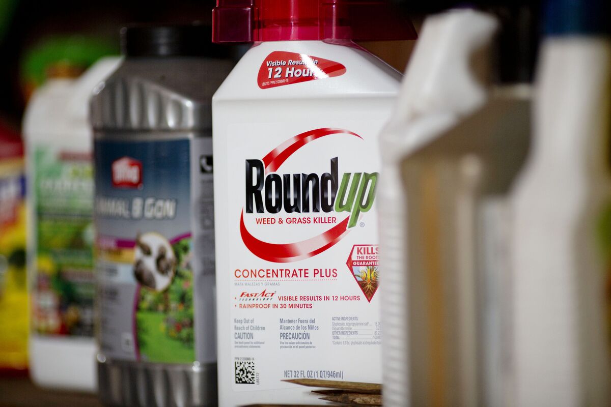 Bayer Rally Takes Fresh Step on Optimism for Roundup Resolution