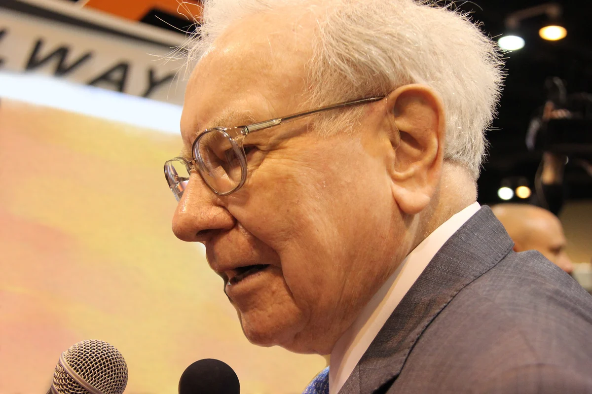 As Warren Buffett Prepares to Step Down as CEO of Berkshire Hathaway, His Parting Message to Investors Couldn't Be Any More Clear