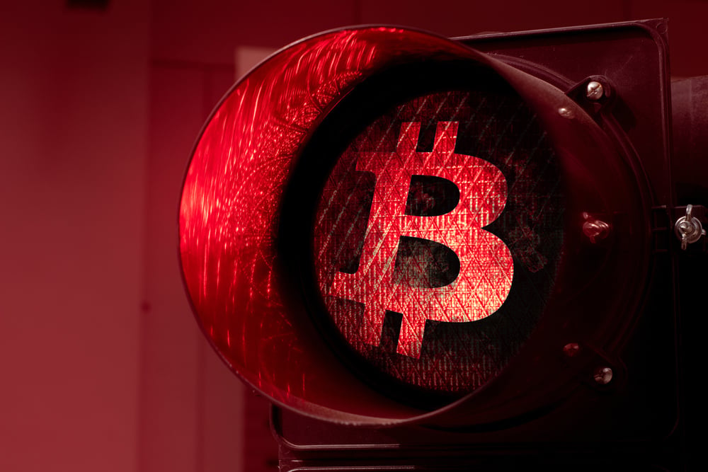Bitcoin Stuck At $77,000, Ethereum, XRP, Dogecoin Trade Sideways Without Peace Deal News