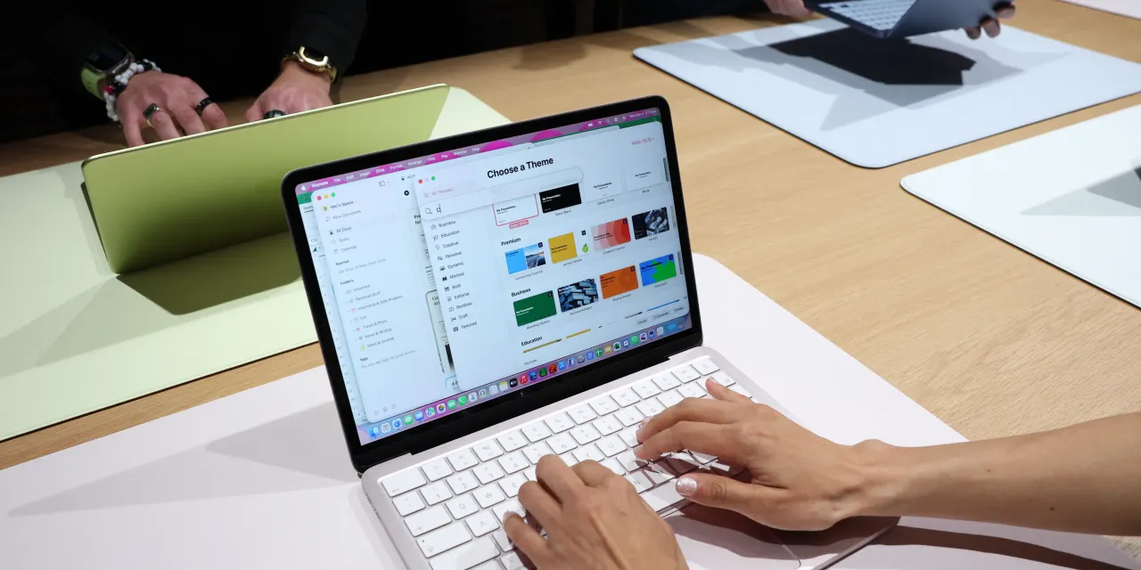 Apple’s Budget MacBook Is a Hit. What It Means For the Stock, and What’s Next.