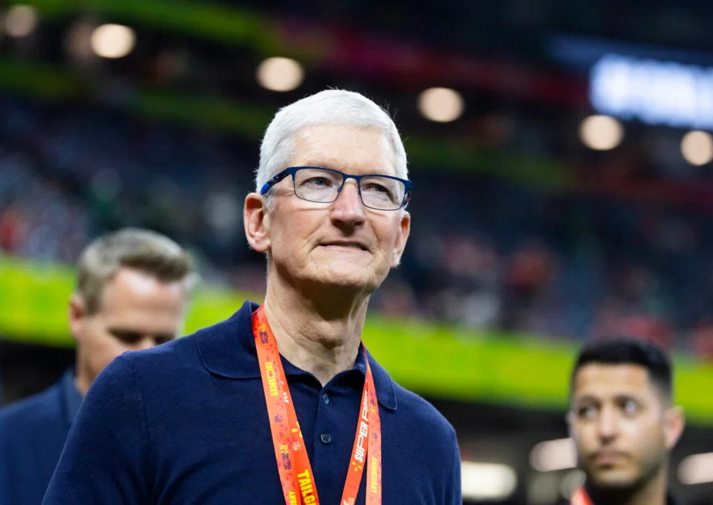 If Apple CEO Tim Cook Steps Down In 2026, Here's Who Could Take Over