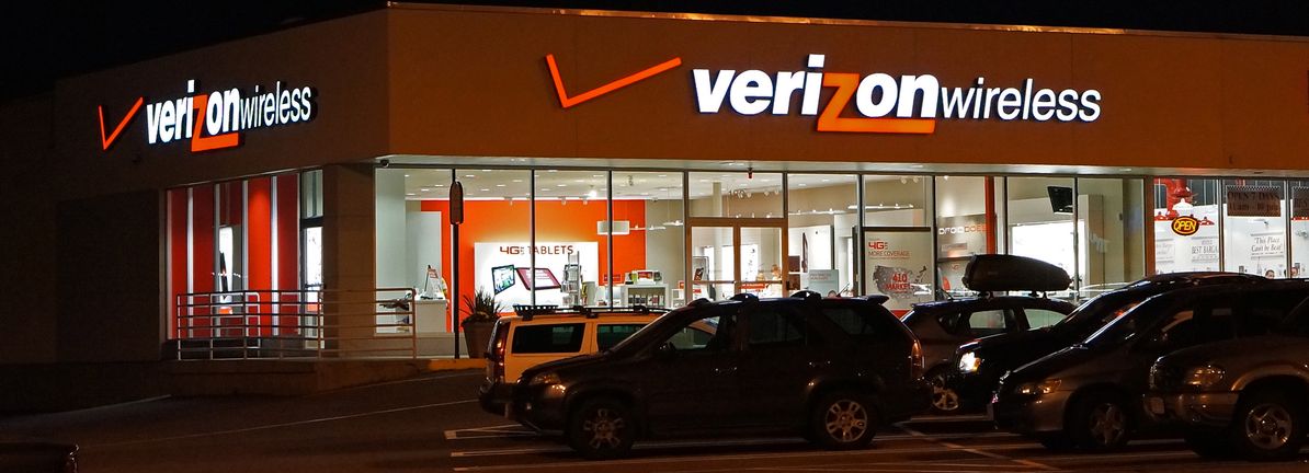 Is Verizon Communications A Risky Investment?