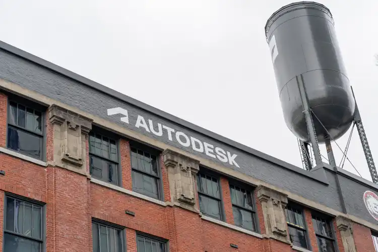 Autodesk surges after Q2 results, outlook douse expectations